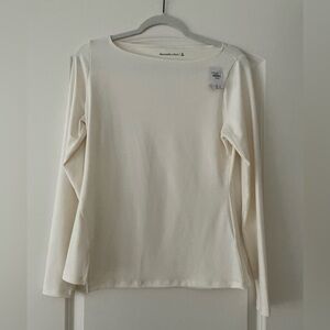 NWT Abercrombie & Fitch Cream Long Sleeve Top